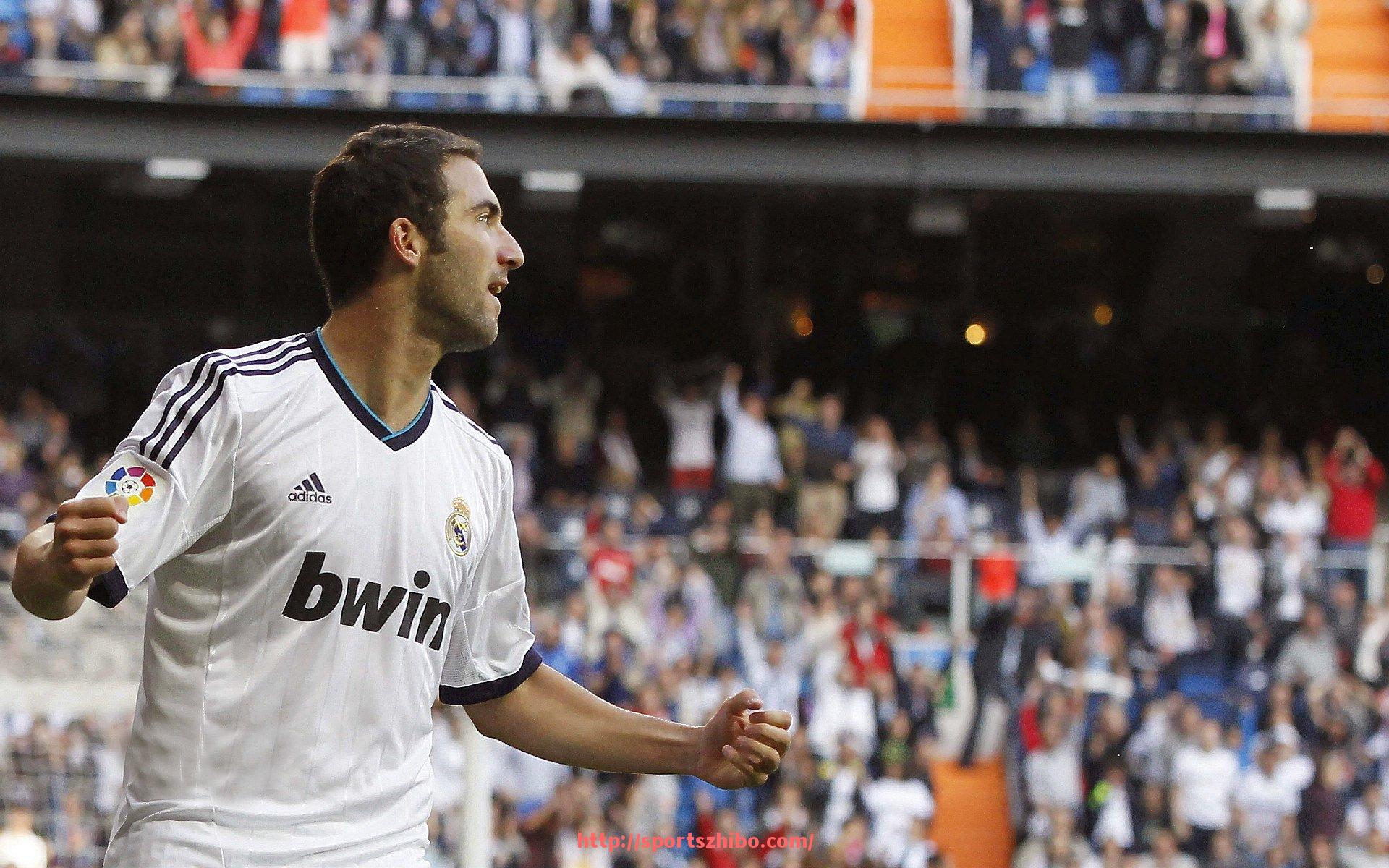 体育直播-世俱杯球衣颜色视觉识别性分析与品牌塑造策略